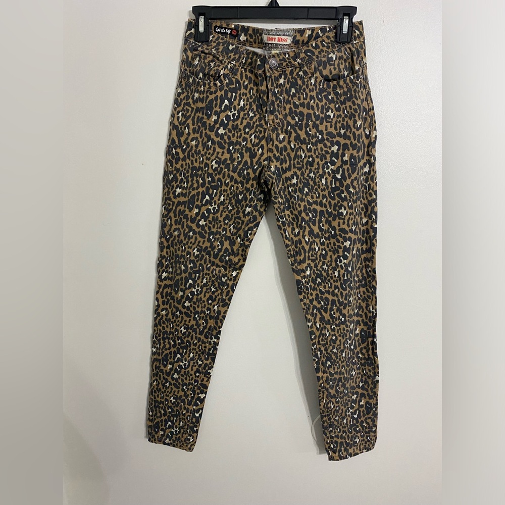 Hot kiss animal print skinny jeans with stretch size 7